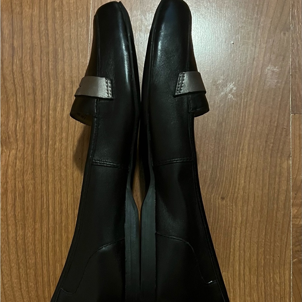 Array Woman’s Leather Upper Balance Square Toe Lo… - image 7